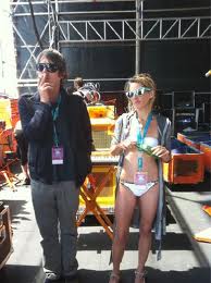 mzmartincoyne and stevendrozd watching MIAs laser burn 1.56 AM Aug 5