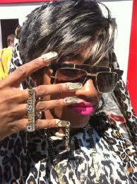 she's got some freaked out finger stuff going on...she jams with MIA.. 10.07 AM Aug 5th via Twitter for iPhone