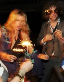 1002955_585019368187910_1220804778_n